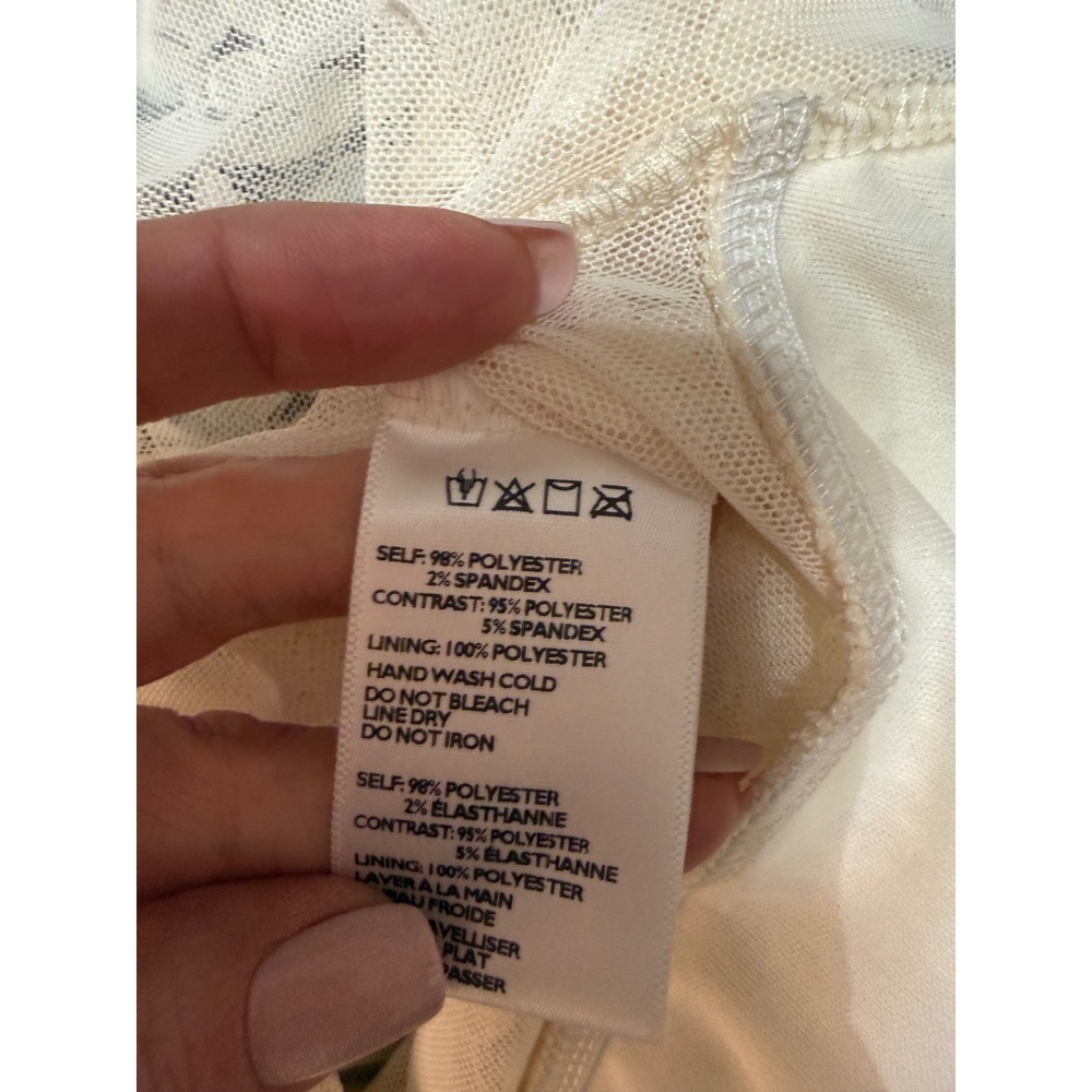 UO Kimchi Blue White Floral Lace Tube Top Coquette Fairycore NWT Large - Picture 5 of 6